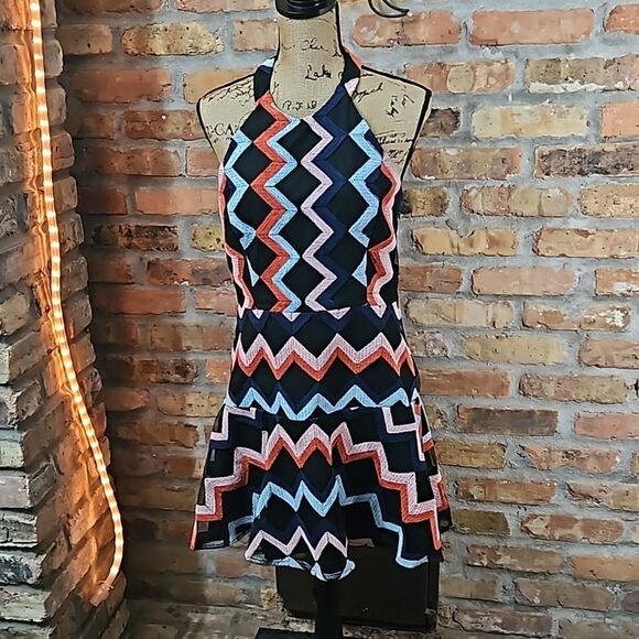 Parker embroidered halter mini dress size 8 - Picture 1 of 14